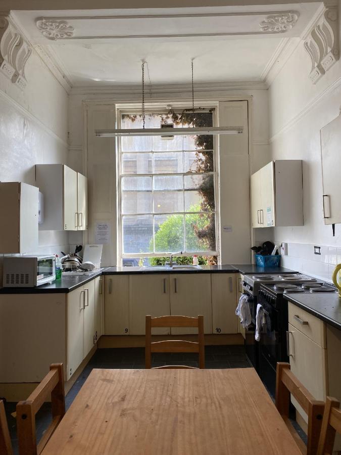 Westbourne Place Rooms - By Clifton Short Lets บริสตอล ภายนอก รูปภาพ